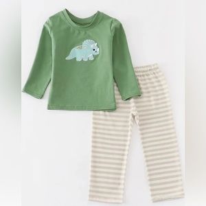 NWT Boys Dinosaur Outfit, Size 4T Shirt Pants Set